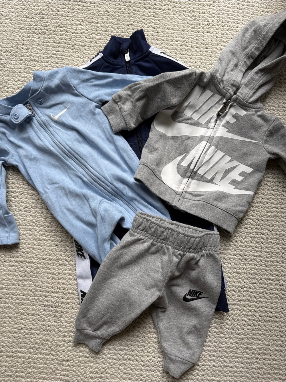 Nike boys newborn bundle